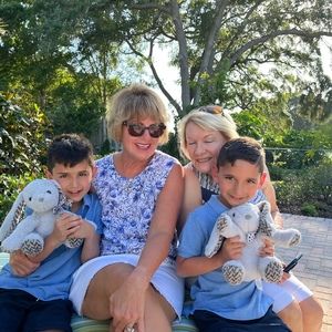 Meet your Posher, Lisa